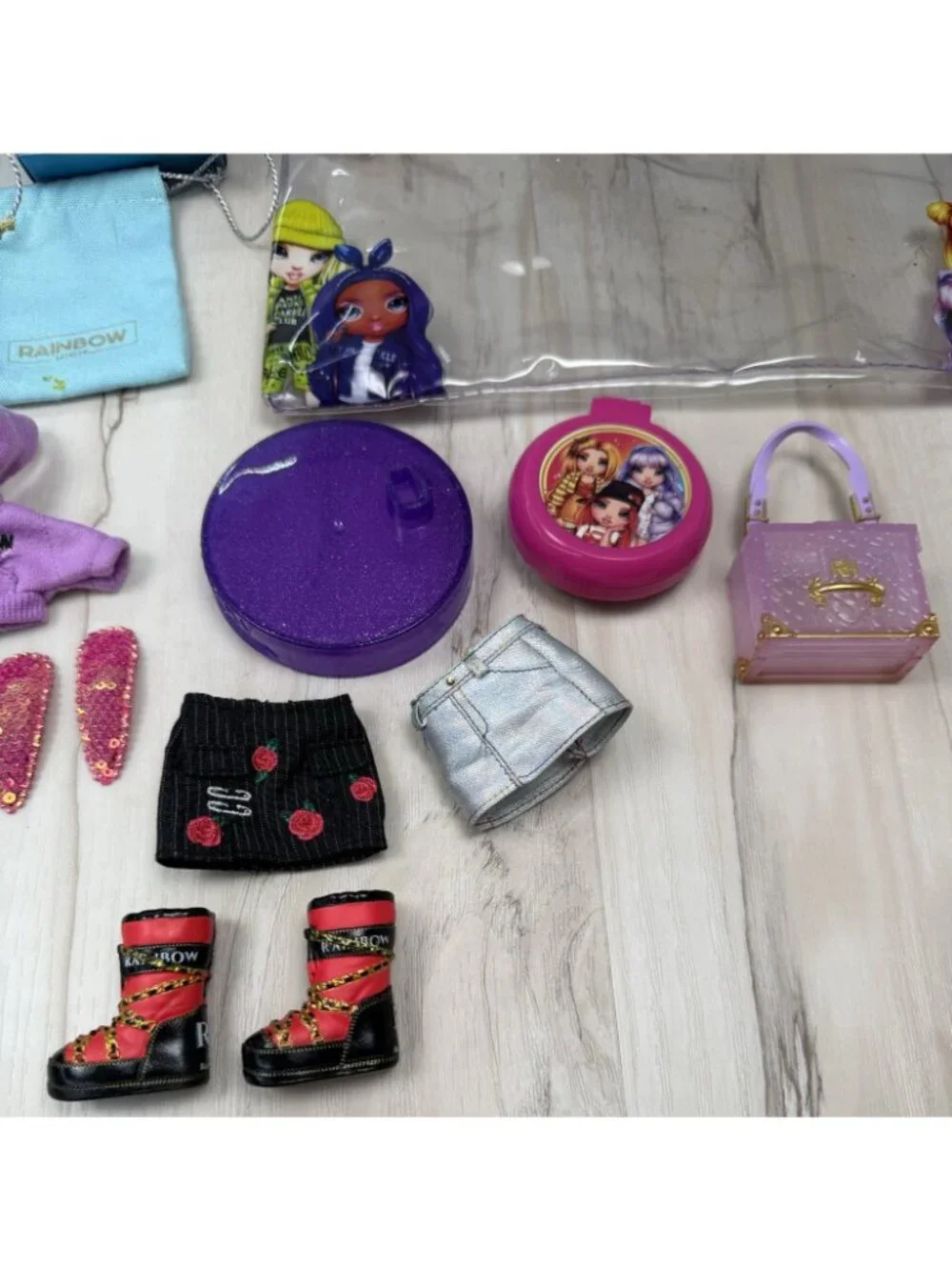19pc Lot MGA Rainbow High Accessory & Toy Lot Shoes Belt Bag Skirt Stand Purse